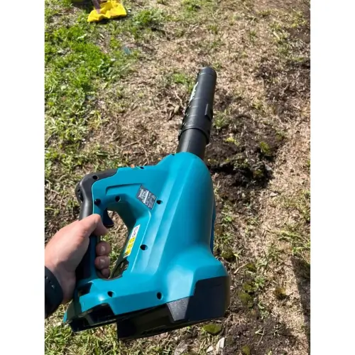Soffiatore cordless ricevuto da cliente